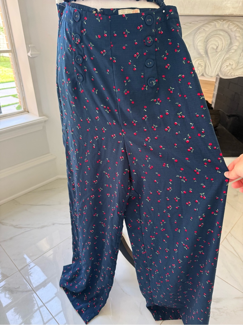 Gianni Bini Navy Floral Smocked Crop Top & Wide-Leg Pants Set - Picture 6 of 6